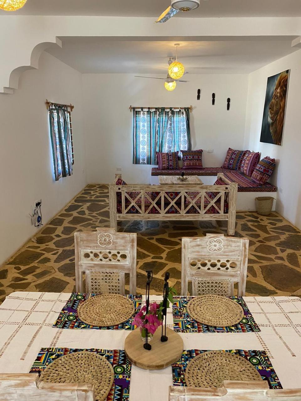 Red Land House Bed & Breakfast Watamu Dış mekan fotoğraf